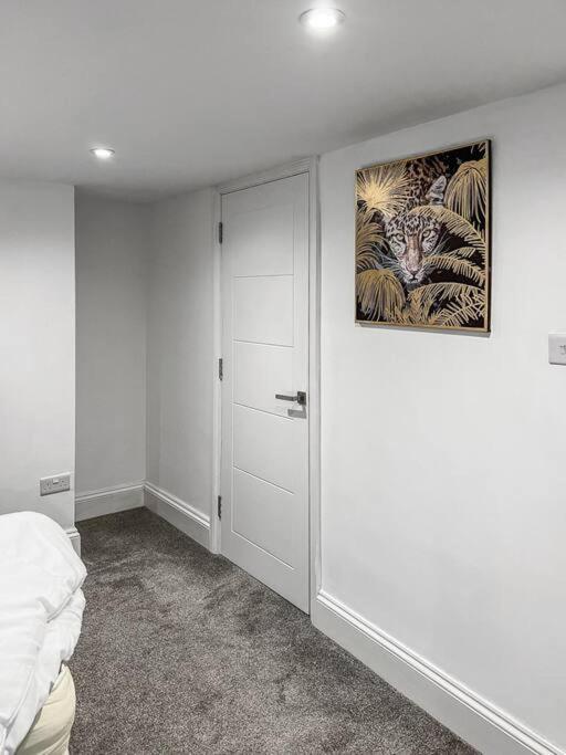 Cosy 1-Bdr W/ Free Parking In Central Reading Ngoại thất bức ảnh